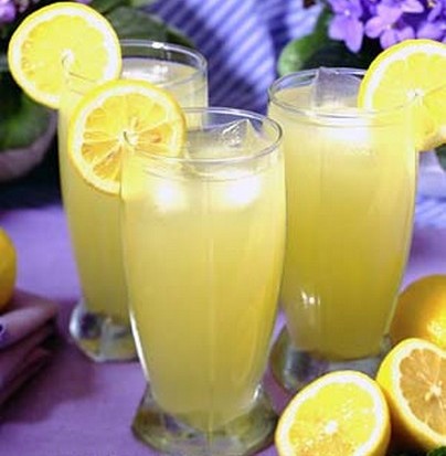 عصير الليمون باللبن